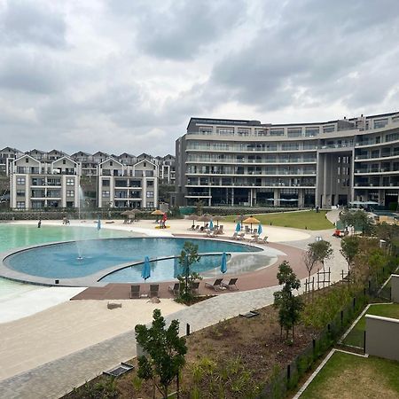 Lagoon Facing Apartment Midrand Luaran gambar