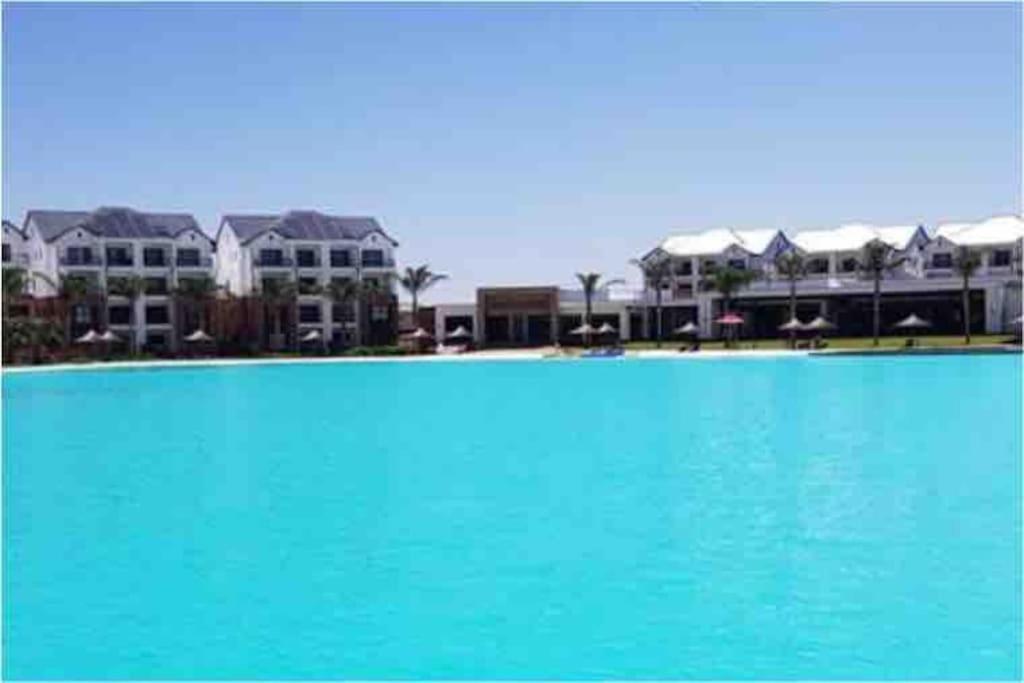 Lagoon Facing Apartment Midrand Luaran gambar